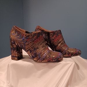 Pre-owned Naturalizer Shoes 8m Blue Gold Fabric High Heels Ankle